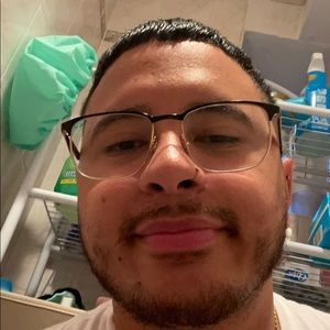 Meet your Posher, Erik